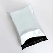 Biele poly tašky na prepravu